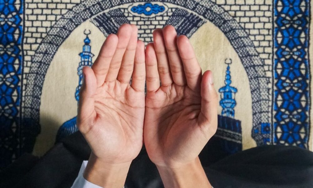 Spiritual and Health Benefits of Daily Islamic Prayers