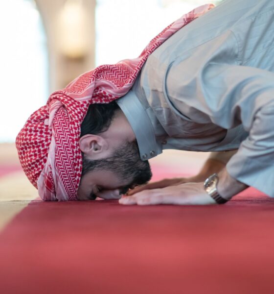 Why Muslims Pray 5 Times a Day