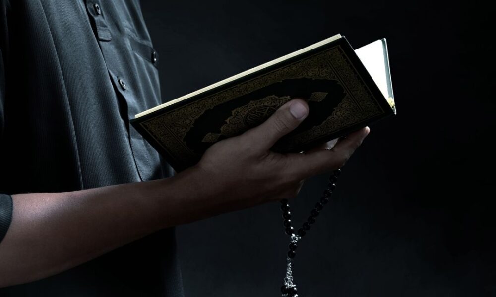 Benefits of Reading Quran Daily